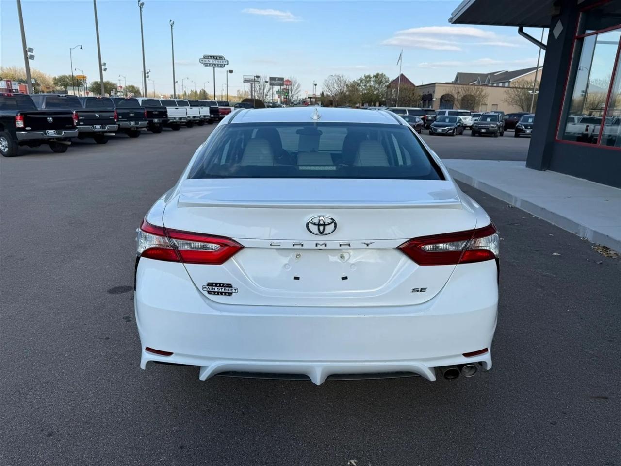 Toyota Camry  2020