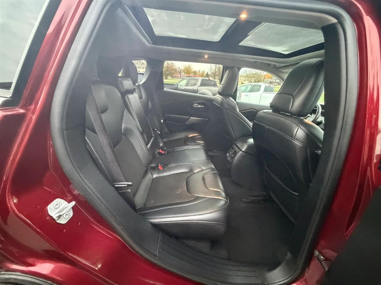 Jeep Cherokee  2019