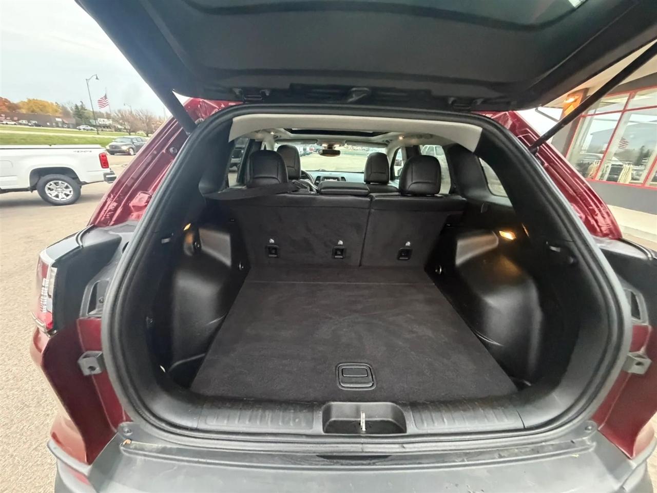 Jeep Cherokee  2019