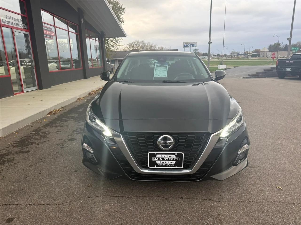 Nissan Altima  2019