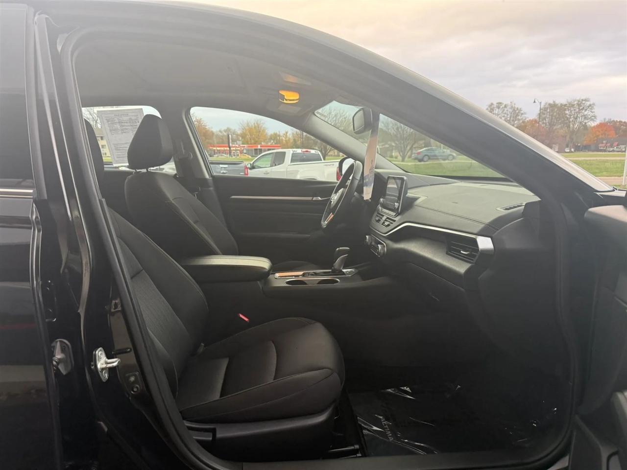 Nissan Altima  2019