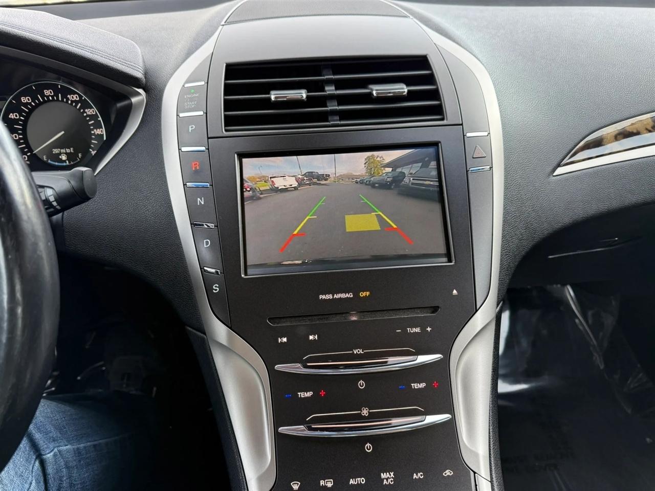 Lincoln MKZ  2015