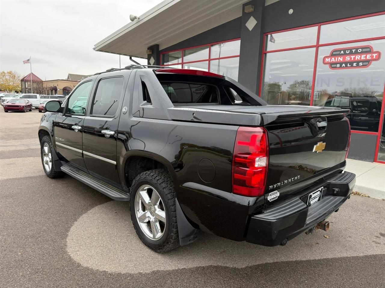 Chevrolet Avalanche  2013