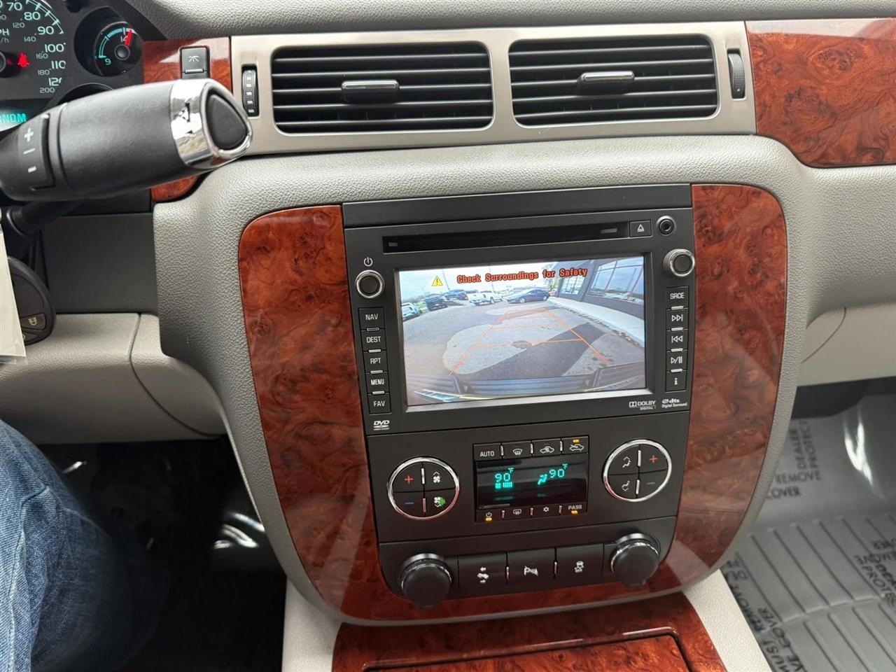 Chevrolet Avalanche  2013