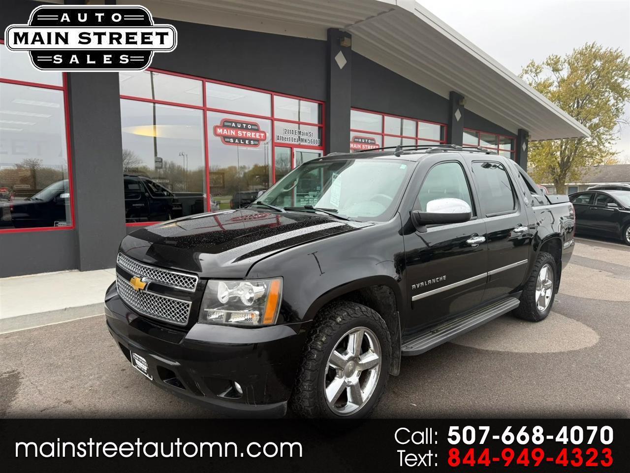 Chevrolet Avalanche  2013