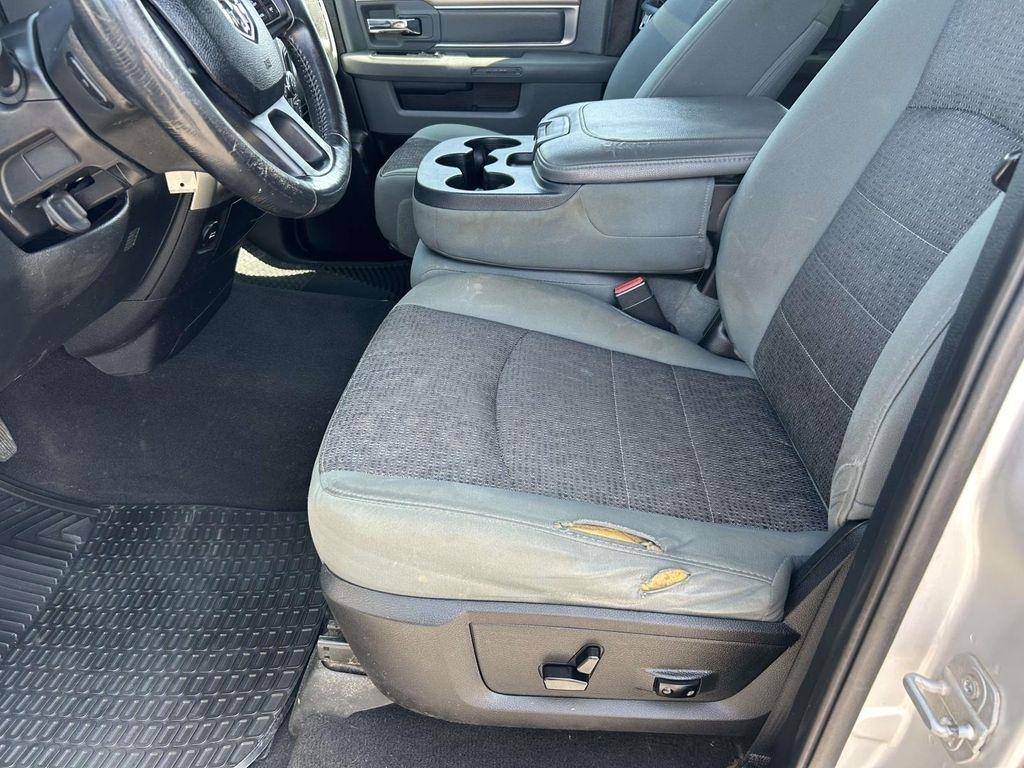 RAM 1500 2WD Quad Cab 140.5" Big Horn 2015