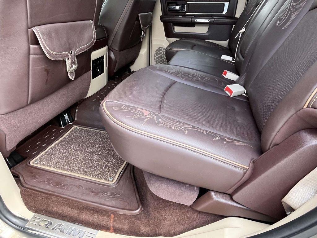 RAM 1500 4WD Crew Cab 140.5" Laramie Longhorn Edition 2013