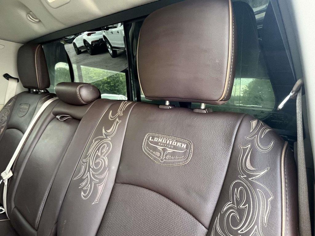 RAM 1500 4WD Crew Cab 140.5" Laramie Longhorn Edition 2013