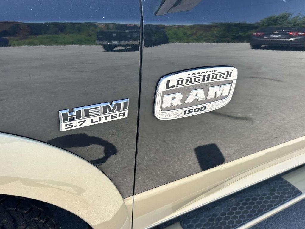 RAM 1500 2WD Crew Cab 140.5" Laramie Longhorn Edition 2011