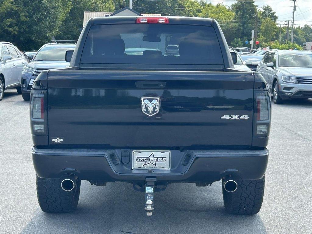 RAM 1500 4WD Crew Cab 140.5" Express 2014