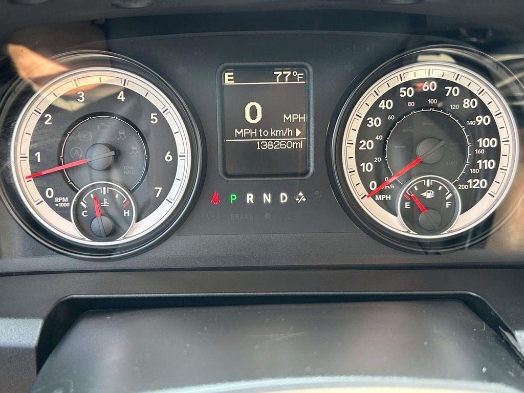 RAM 1500 4WD Crew Cab 140.5" Express 2014