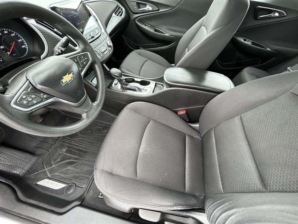 Chevrolet Malibu 4dr Sdn LS w/1FL 2023