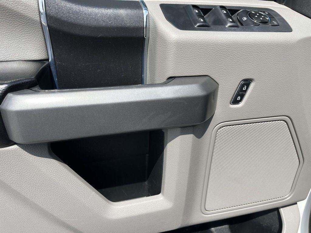 Ford F-150 4WD SuperCrew 145" King Ranch 2015