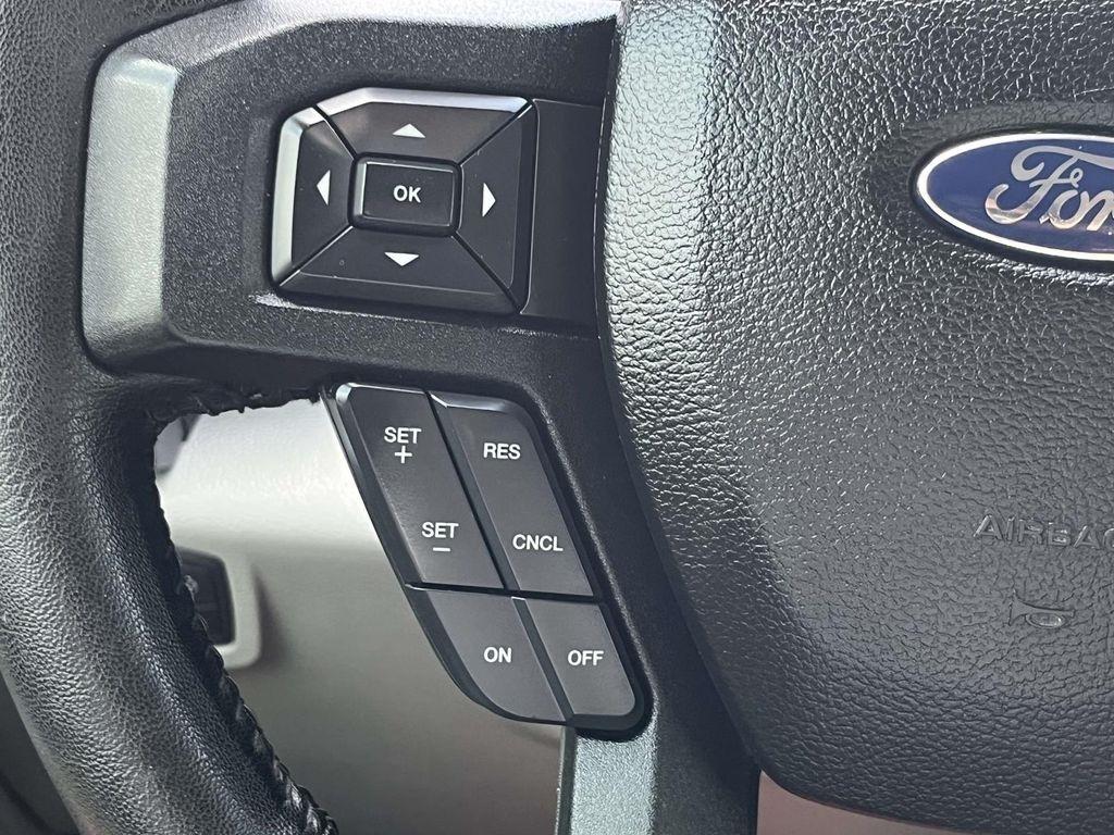 Ford F-150 4WD SuperCrew 145" King Ranch 2015