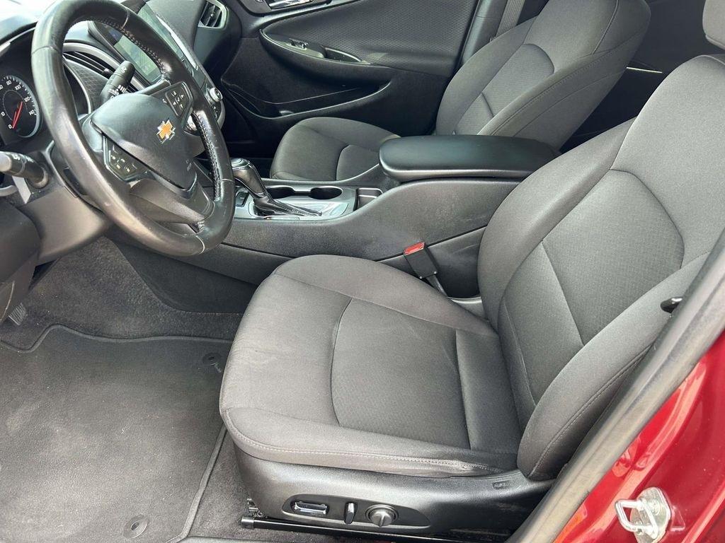Chevrolet Malibu 4dr Sdn RS 2020