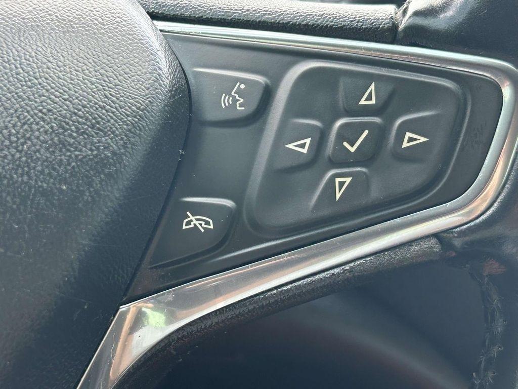 Chevrolet Malibu 4dr Sdn RS 2020