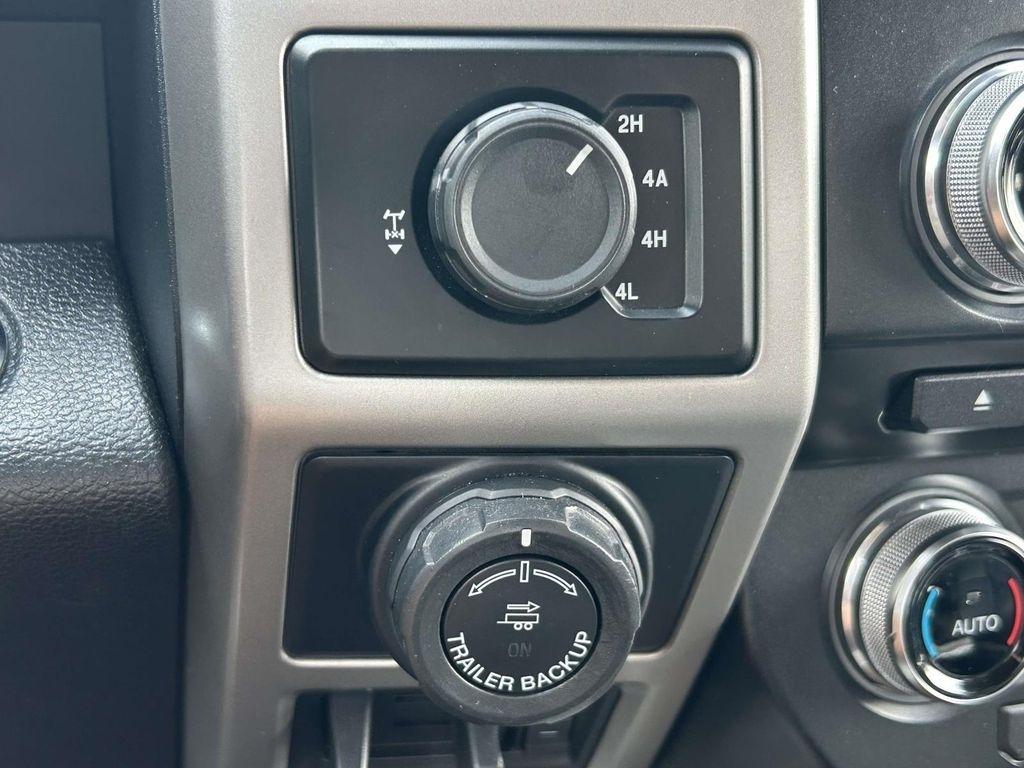 Ford F-150 4WD SuperCrew 145" King Ranch 2016