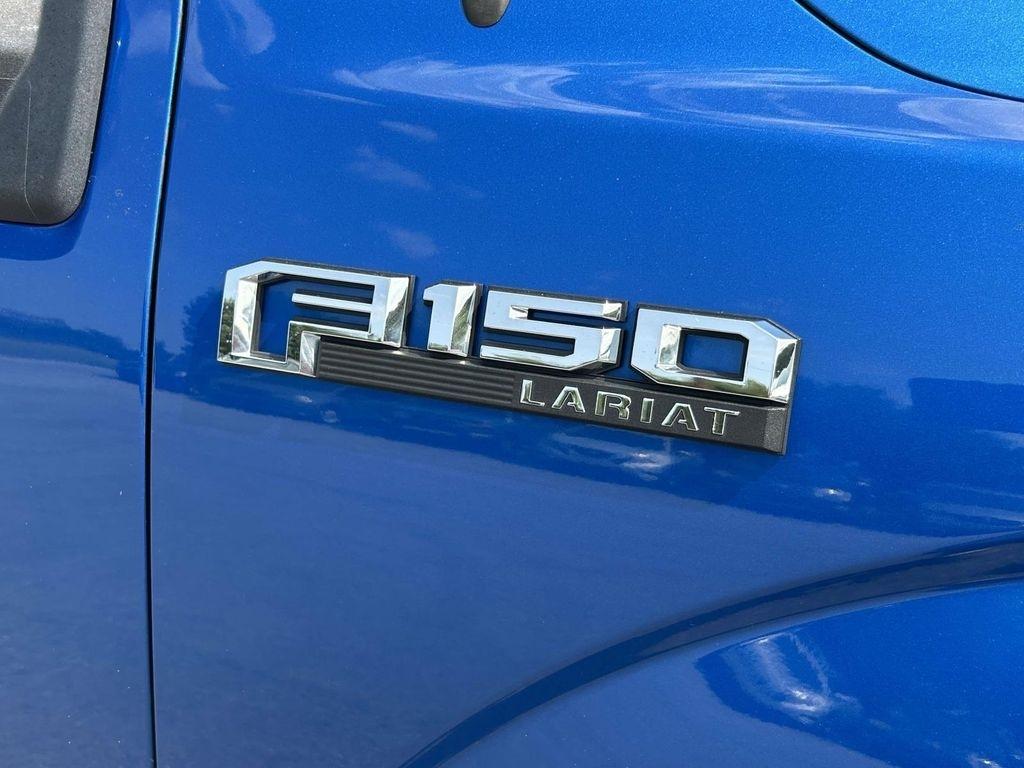 Ford F-150 4WD SuperCrew 157" Lariat w/HD Payload Pkg 2015
