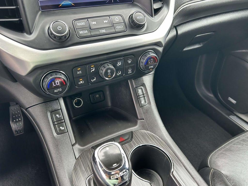 GMC Acadia FWD 4dr SLT w/SLT-1 2018