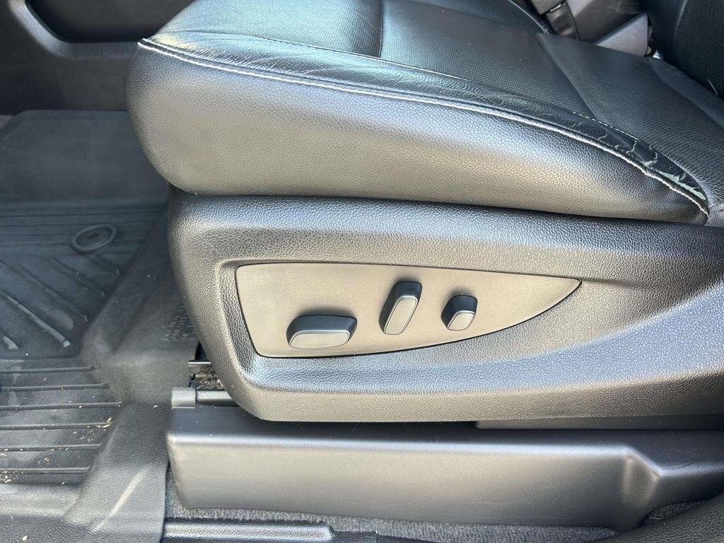 Chevrolet Tahoe 4WD 4dr Premier 2019