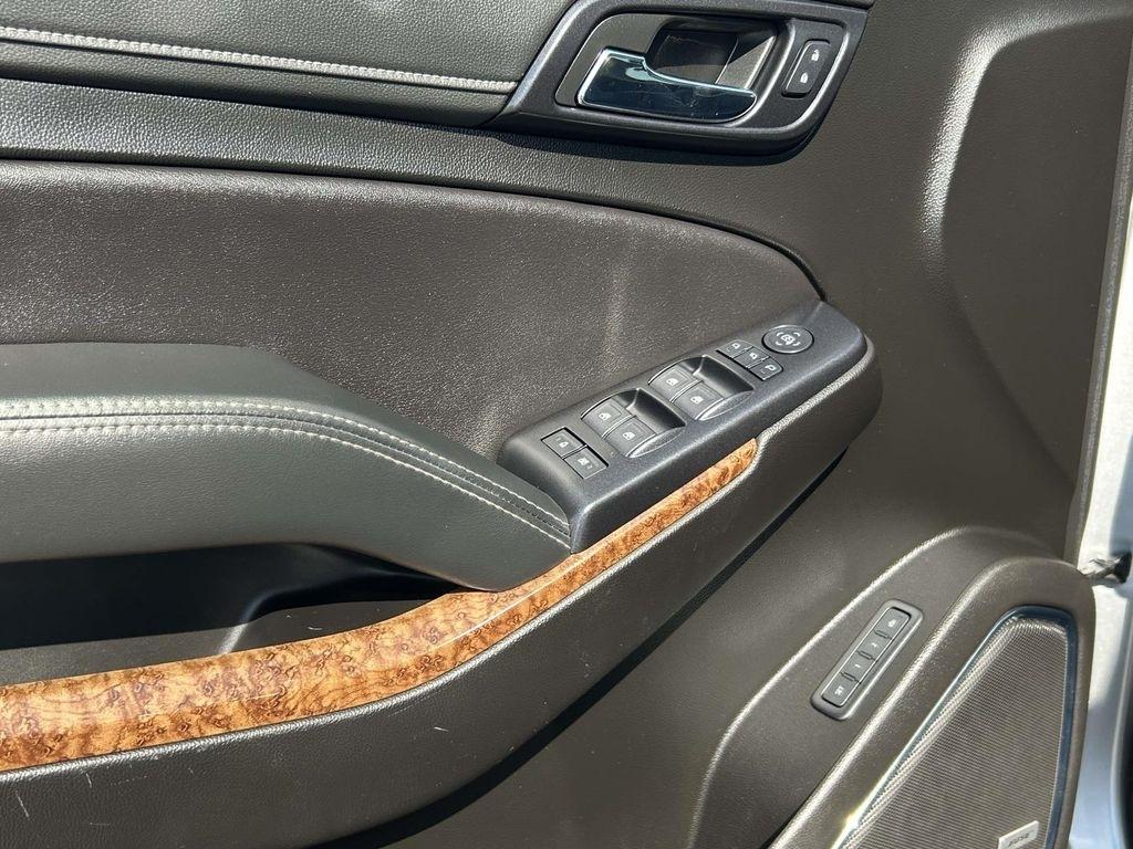 Chevrolet Tahoe 4WD 4dr Premier 2019