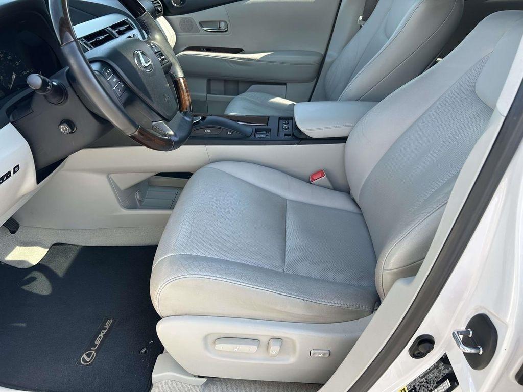 Lexus RX 350 FWD 4dr 2011