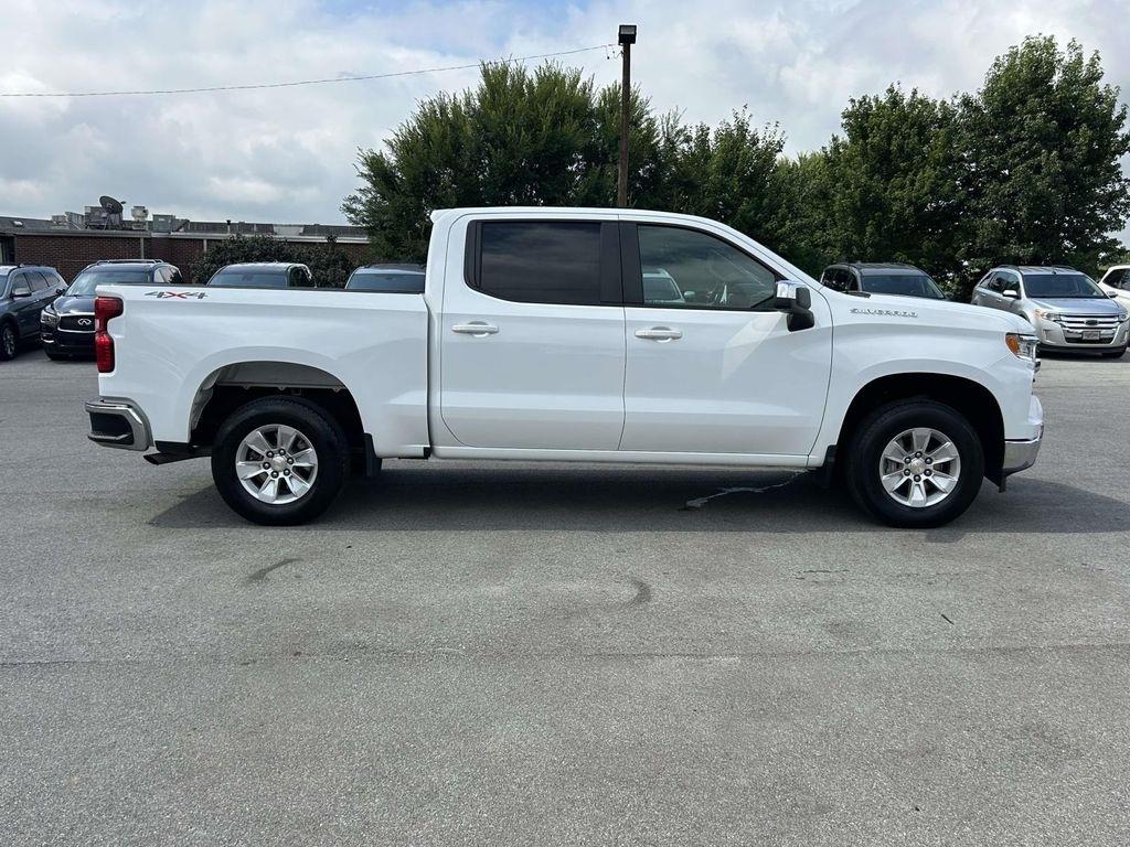 Chevrolet Silverado 1500 4WD Crew Cab 147" LT w/1LT 2025