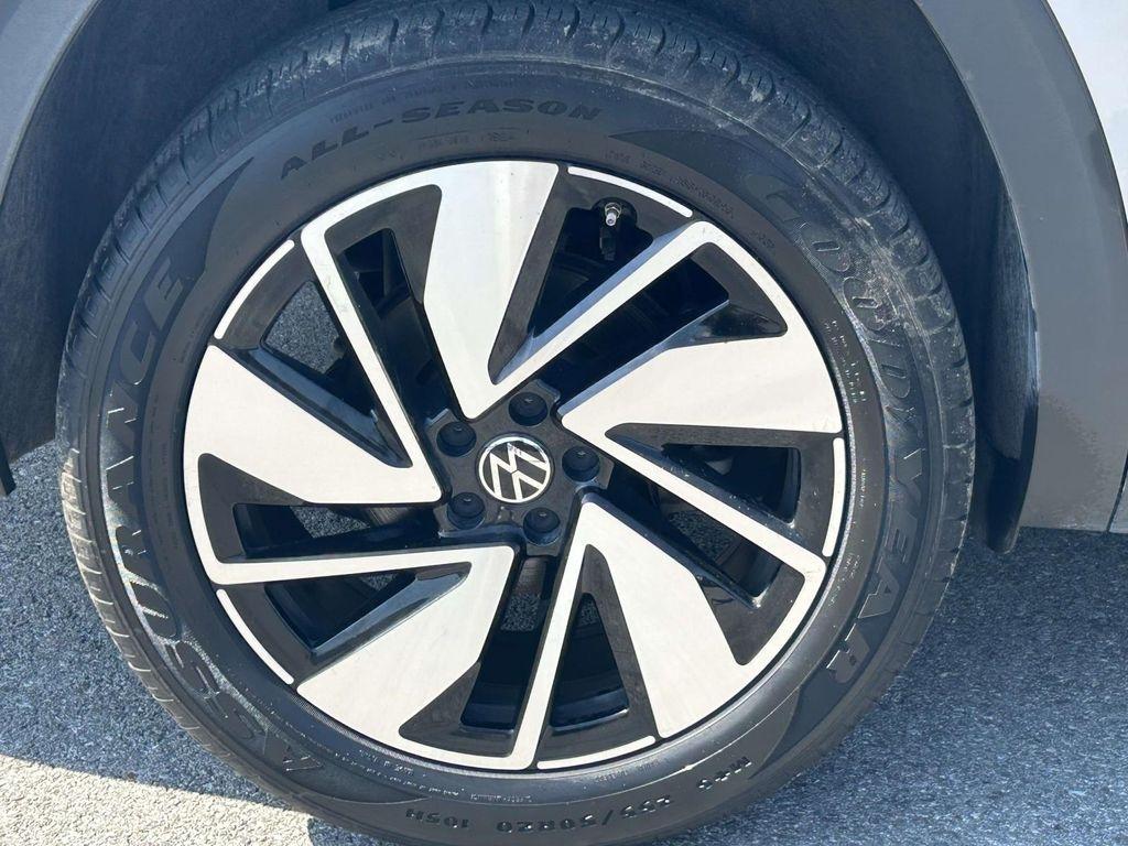 Volkswagen Atlas 2.0T SE w/Technology 4MOTION 2024