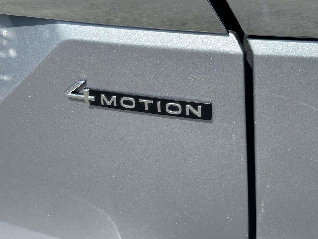 Volkswagen Atlas 2.0T SE w/Technology 4MOTION 2024