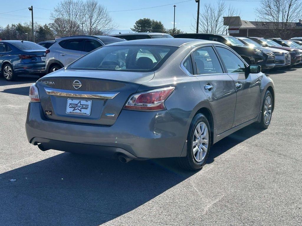 Nissan Altima 4dr Sdn I4 2.5 S 2014