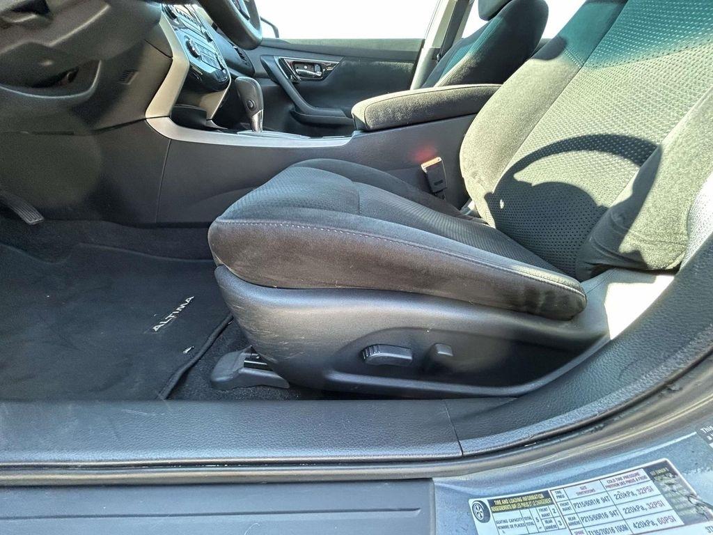 Nissan Altima 4dr Sdn I4 2.5 S 2014