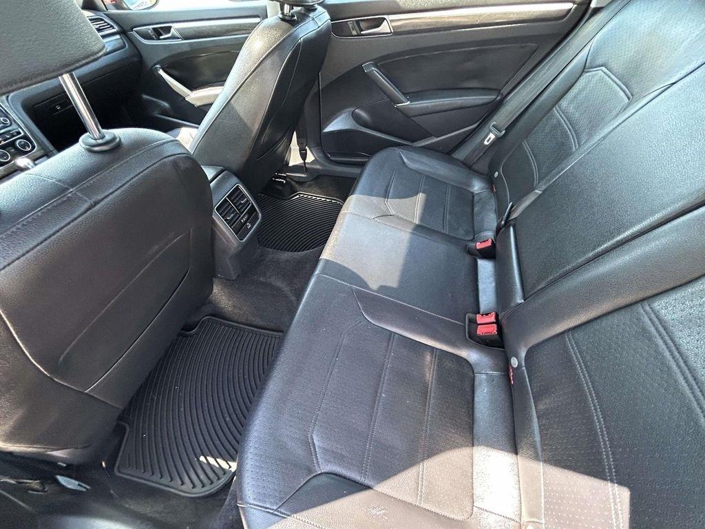 Volkswagen Passat 1.8T SE Auto 2017