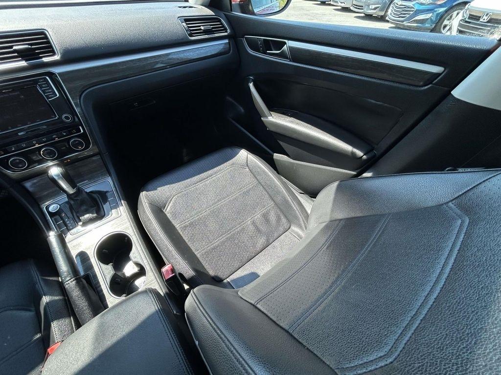 Volkswagen Passat 1.8T SE Auto 2017