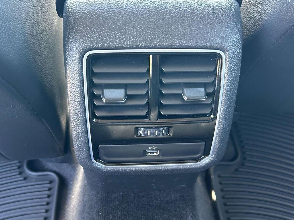 Volkswagen Passat 1.8T SE Auto 2017
