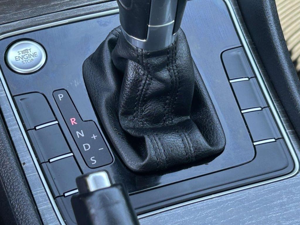 Volkswagen Passat 1.8T SE Auto 2017