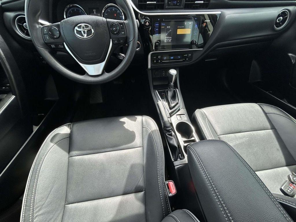 Toyota Corolla 50th Anniversary Special Edition CVT (Natl) 2017