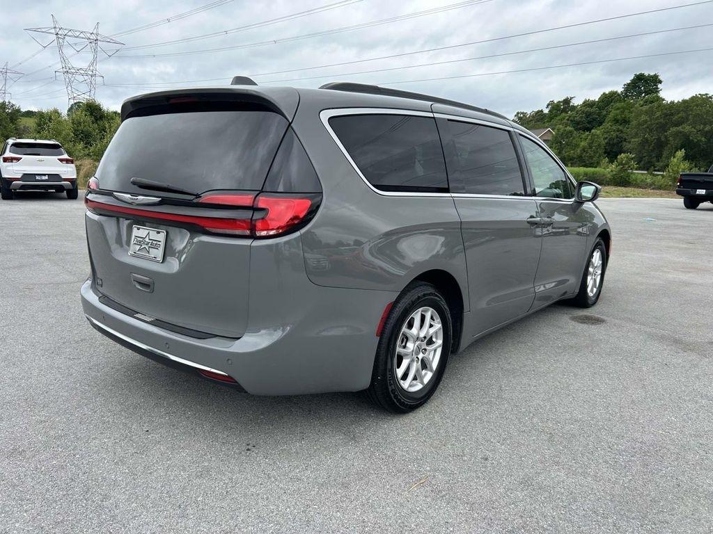 Chrysler Pacifica Touring L FWD 2022