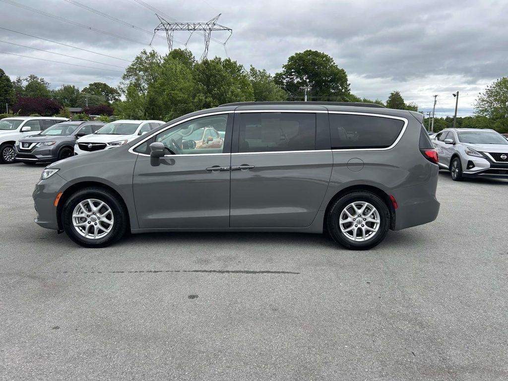 Chrysler Pacifica Touring L FWD 2022