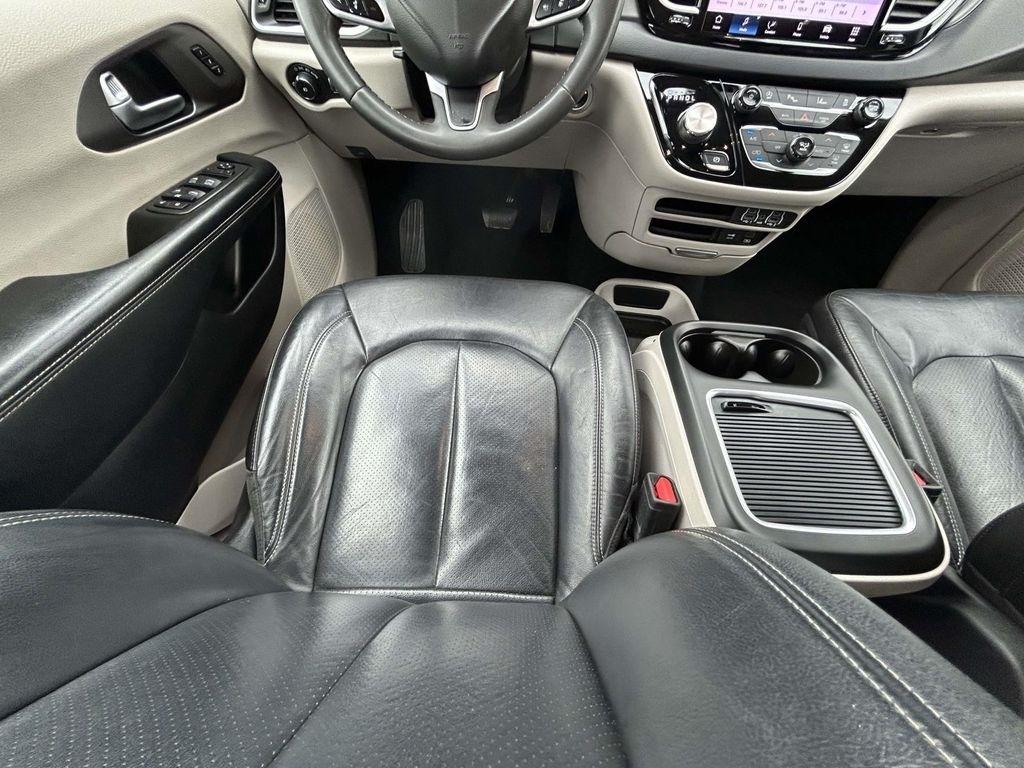Chrysler Pacifica Touring L FWD 2022
