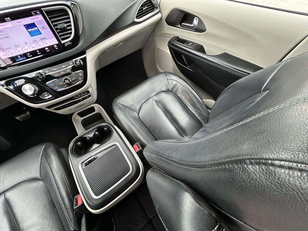 Chrysler Pacifica Touring L FWD 2022