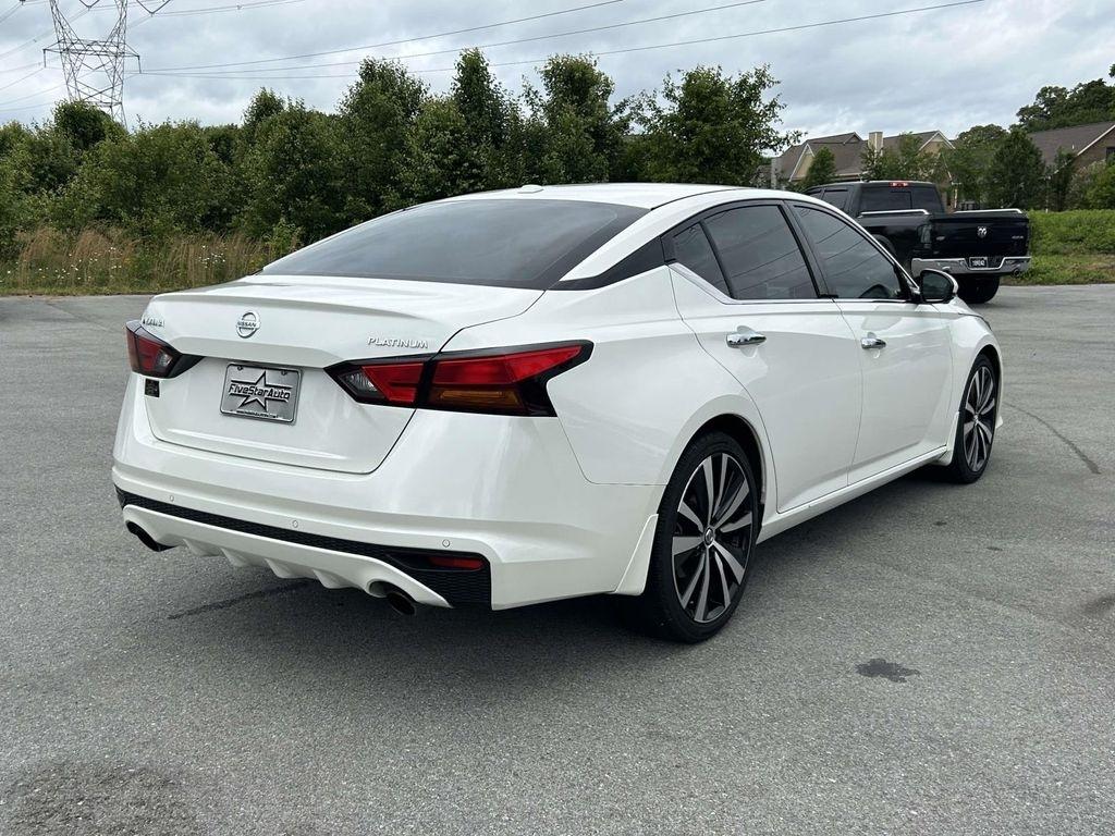 Nissan Altima 2.5 Platinum Sedan 2019