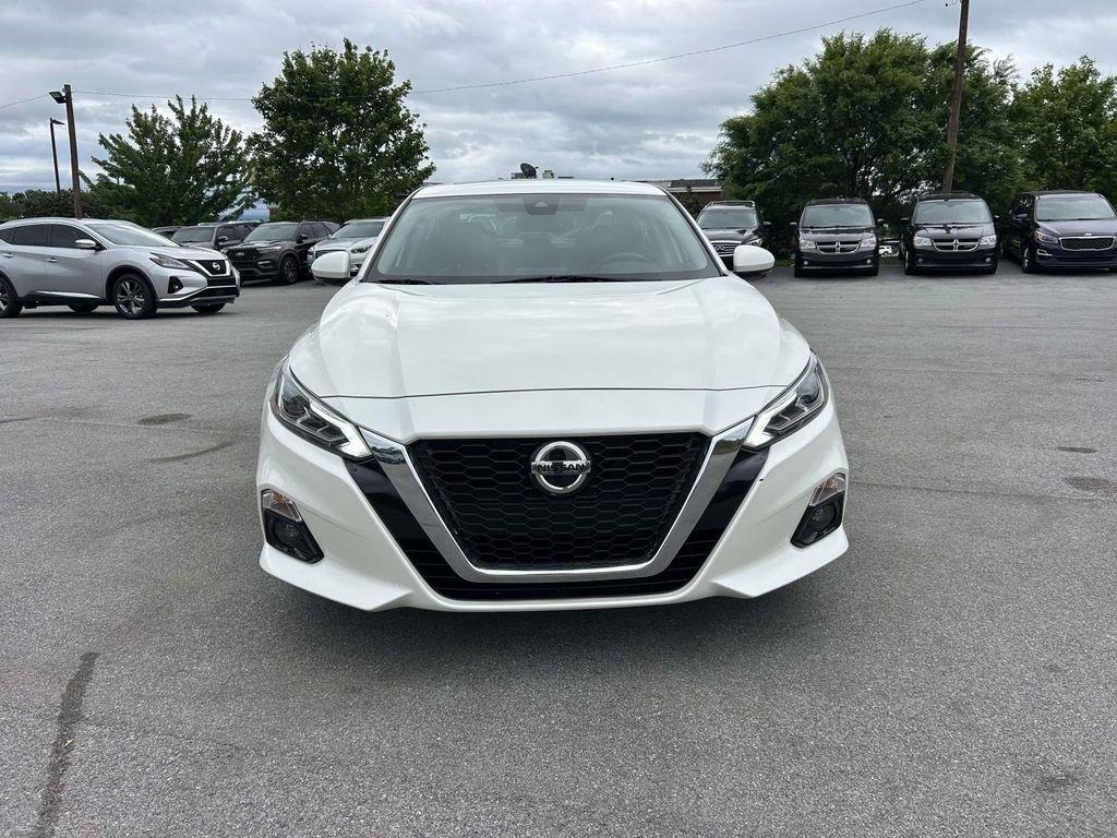 Nissan Altima 2.5 Platinum Sedan 2019