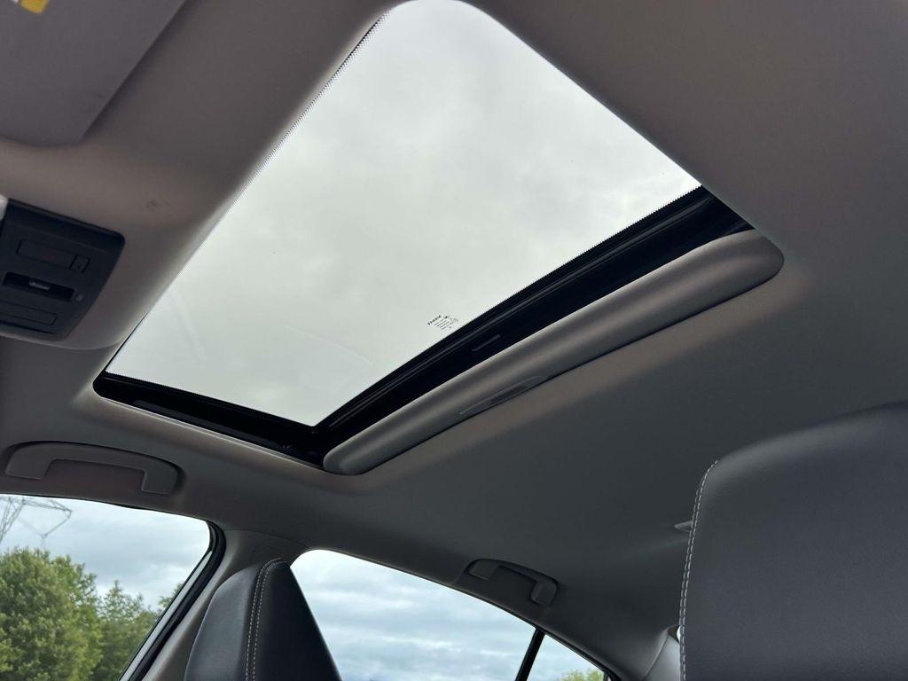 Nissan Altima 2.5 Platinum Sedan 2019