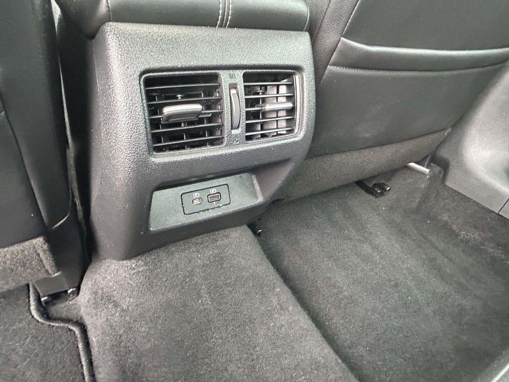 Nissan Altima 2.5 Platinum Sedan 2019