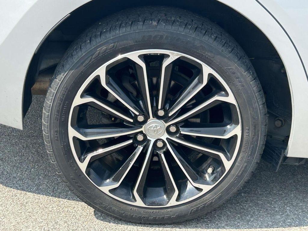 Toyota Corolla 4dr Sdn CVT LE Premium (Natl) 2014