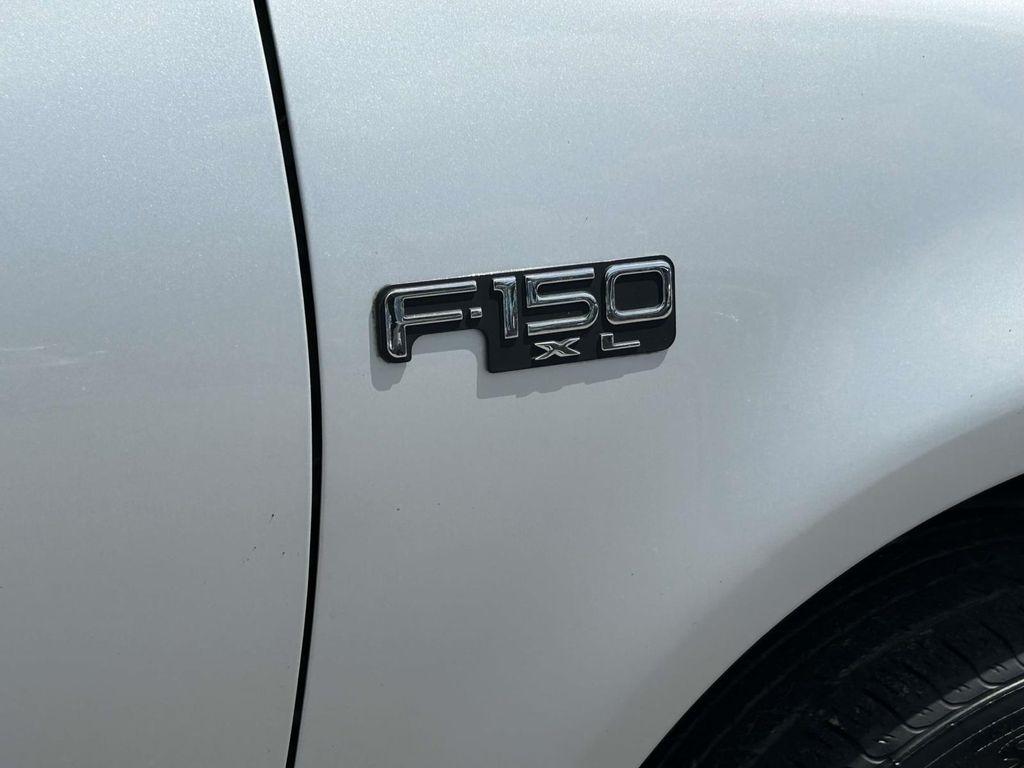 Ford F-150 Heritage Reg Cab 120" XLT 2004
