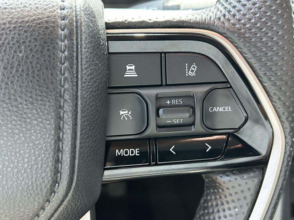 Toyota Tundra 4WD Limited Hybrid CrewMax 5.5' Bed (Natl) 2024