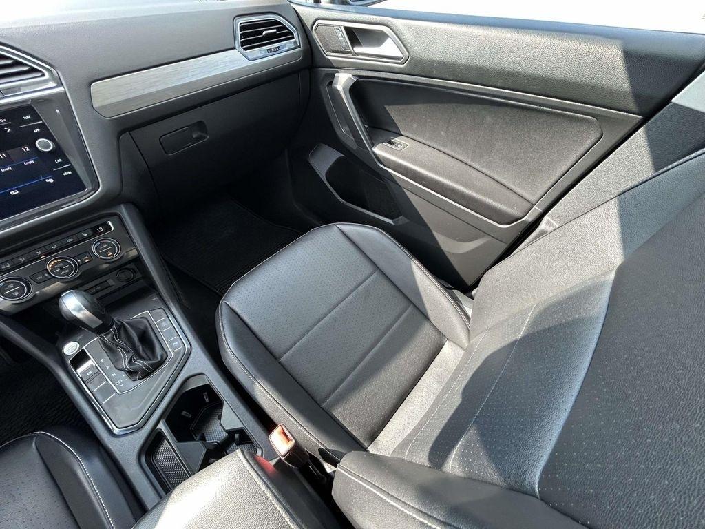 Volkswagen Tiguan 2.0T SE R-Line Black FWD 2021