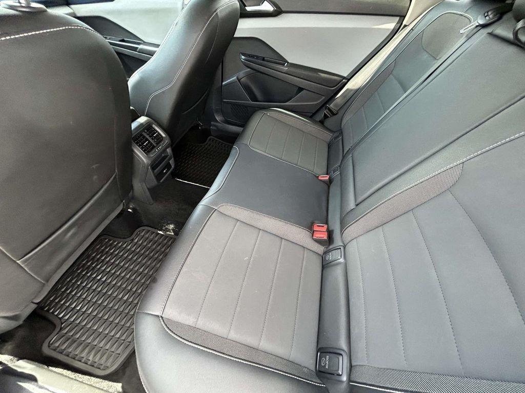 Volkswagen Taos SE FWD 2023