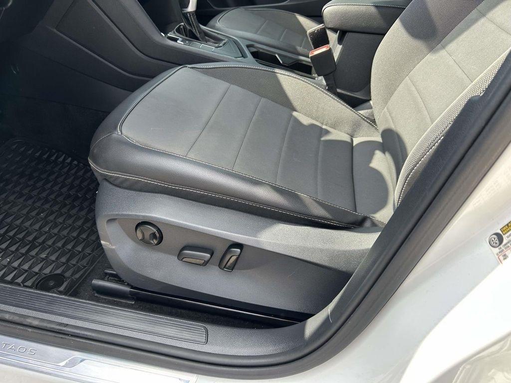Volkswagen Taos SE FWD 2023